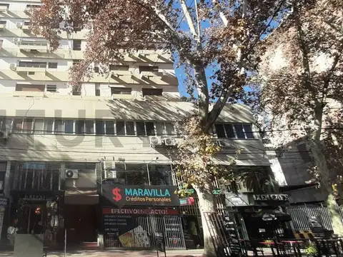 España 1400, Piso 6