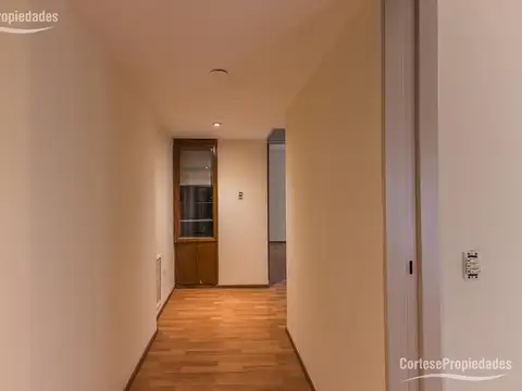 Departamento 4 ambientes con 3 baños