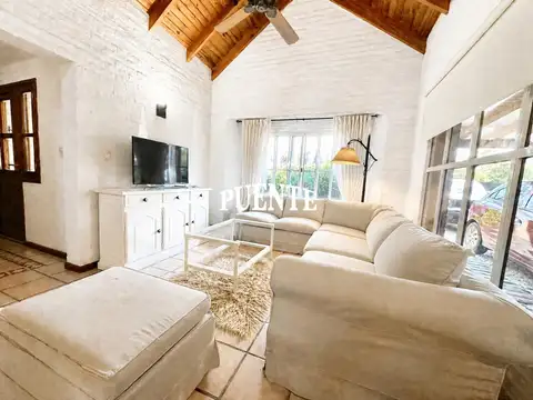 Casa en Campos De Echeverria