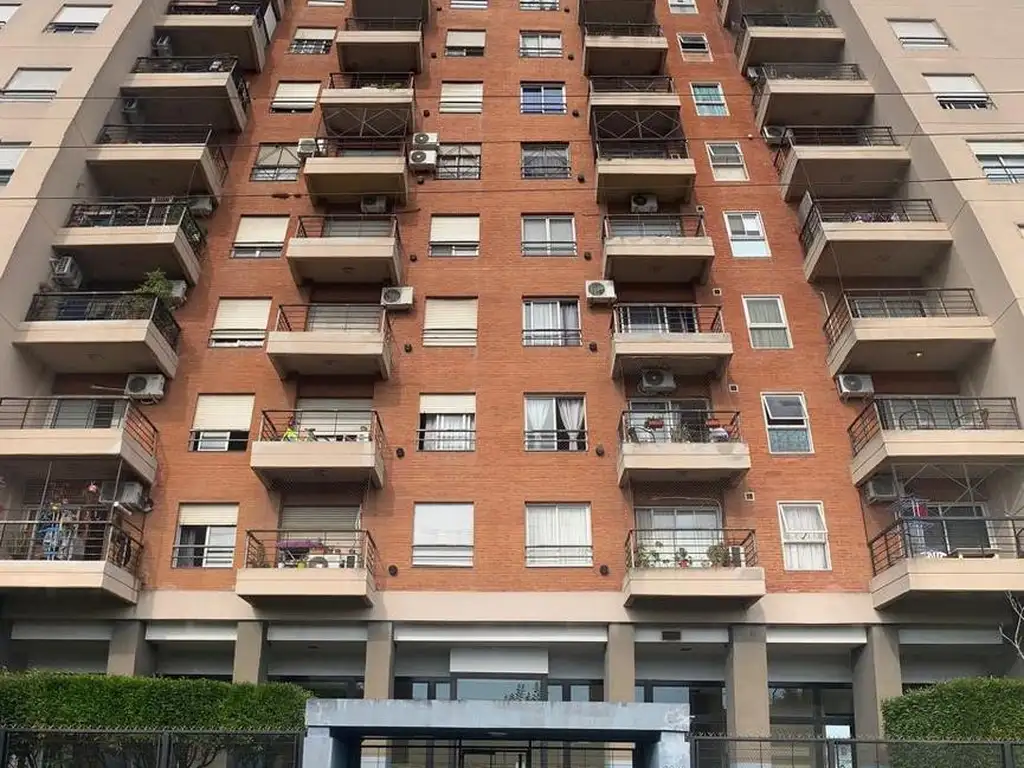 Serrano al 2200
