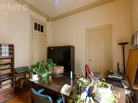 Departamento 11 amb. Av. Callao y Corrientes apto profesional