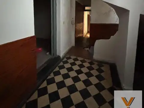 Departamento 7 ambientes con 2 baños