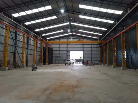 Domingo Prat al 100 Pilar (1060 M2 C/ Puente Grúa 5T)