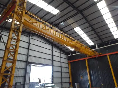 Alquiler Galpón 1060 M2 con Puente Grúa en Pilar