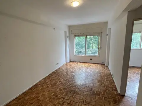 Sanabria 600, Piso 1