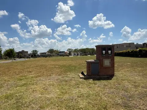 Terreno en Venta 34  mts Fondo