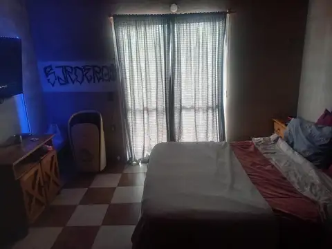 Casa a refaccionar Terreno en Ituzaingo - TOMA VEHICULO
