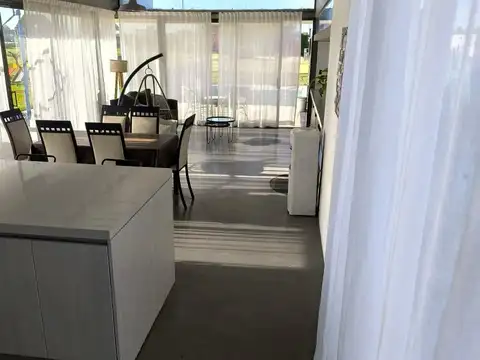 VENTA Casa OPORTUNIDAD  Horizontes al Sur 100
