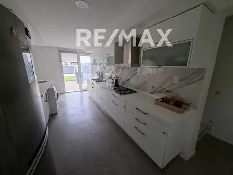 Casa en Venta en Neuquén, USD 210.000