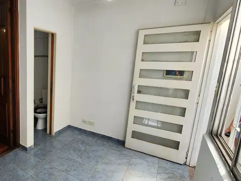 Depto Tipo Casa en Alquiler de 2 ambientes