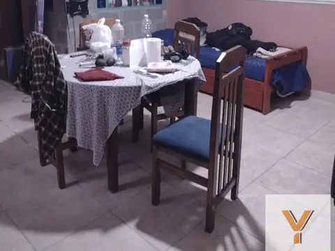 Depto Tipo Casa 4 ambientes con 2 baños