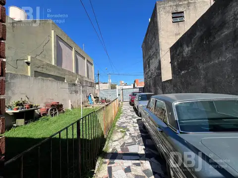 VENTA DE GALPON   CASA EN LA TABLADA