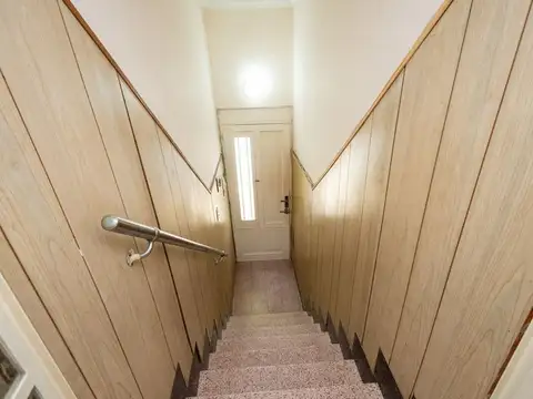 Depto Tipo Casa 5 ambientes con 1 baño