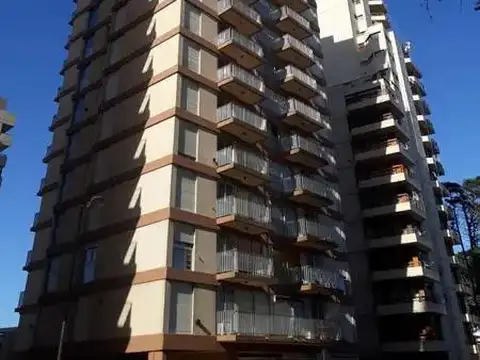 EDIFICIO TONINAS 11° D VISTA AL MAR