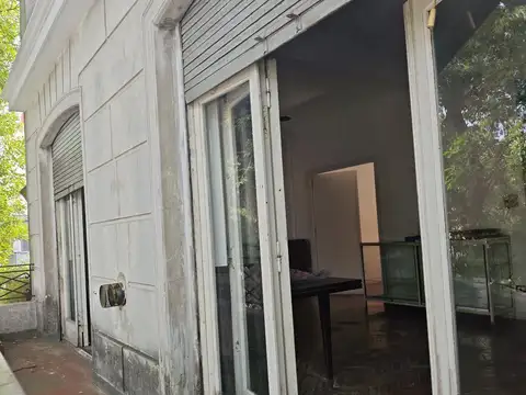 Depto Tipo Casa 4 ambientes con 2 baños