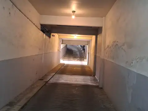 Avenida Angel Gallardo 900, Piso 1