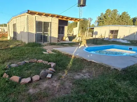 Casa 3 ambientes con 1 baño