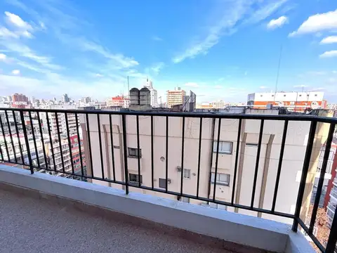 Departamento 4 ambientes con balcon y cochera