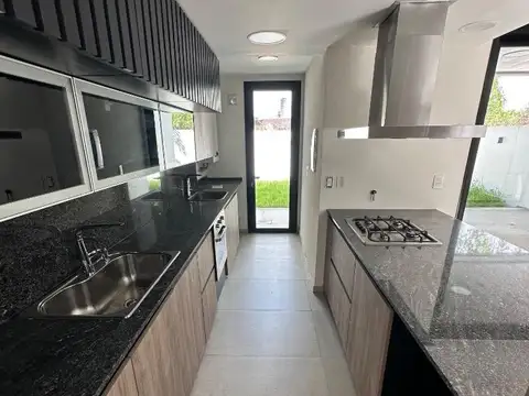 Casa en Alquiler en Greenville, $ 2.200.000