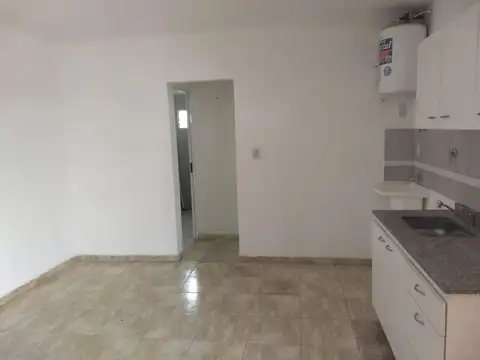 Departamento en Alquiler en Macrocentro, $ 350.000