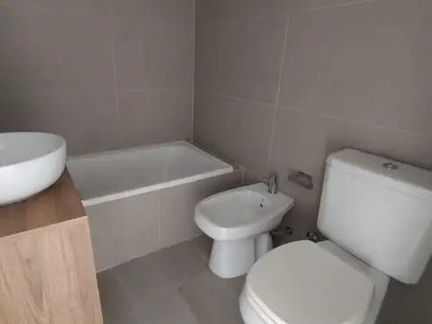 Departamento en Alquiler con 1 cocheras