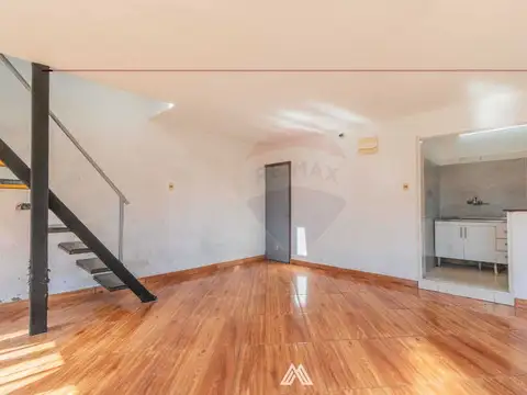 Local en Venta 87 años