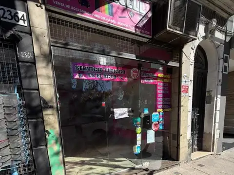 Local 32m2 sin expensas sobre av nazca a metros jonte