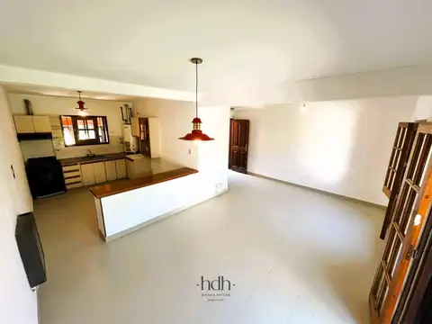 Casa en  Venta 3 dormitorios 2 baños con patio apto crédito