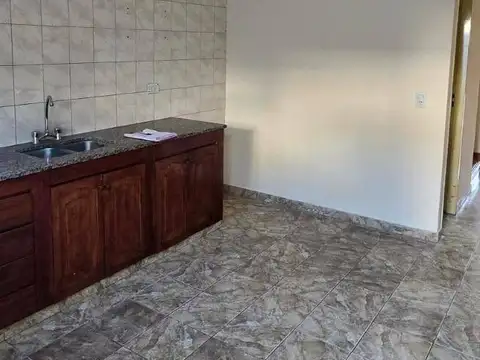 Casa en Alquiler en San Miguel, $ 800.000