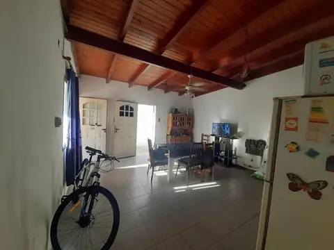 Depto Tipo Casa en Venta de 4 ambientes
