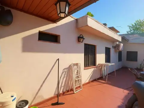CASA  3 DORMITORIOS BARRIO BELGRANO