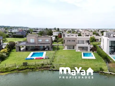 CASA EN VENTA - EL CANTON