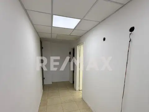 EN VENTA OFICINAS C/ COCHERAS CENTRO ALTO NEUQUÉN