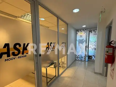 EN VENTA OFICINAS C/ COCHERAS CENTRO ALTO NEUQUÉN