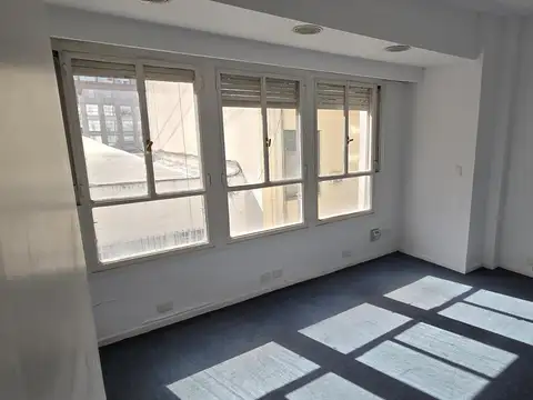 Oficina en Alquiler en Centro, $ 2.500.000