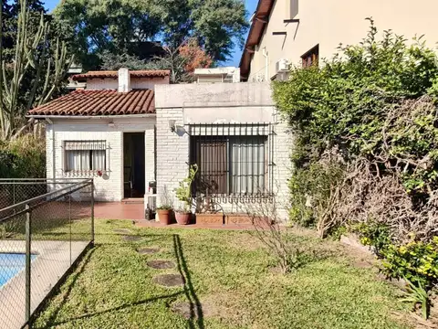 VENTA Florida Casa 380m2 terreno en CUL DE SAC