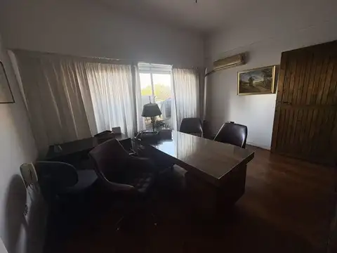 Avenida Mitre 1300, Piso 3