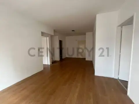 Lugones 4200, Piso 1