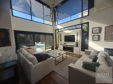 Casa venta Santa Bárbara Benavídez El Talar