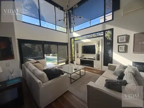 Casa venta Santa Bárbara Benavídez El Talar