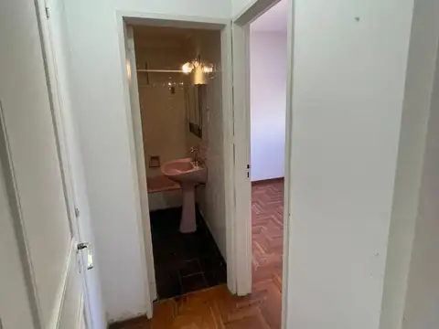 Departamento de 2 ambientes en el centro de Quilmes