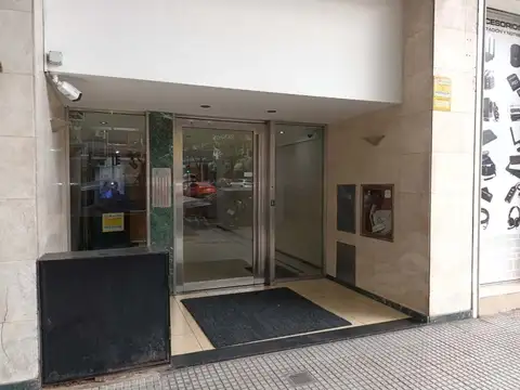 ALQUILER DPTO 4 AMB  BALCON  COCHERA -  COLEGIALES