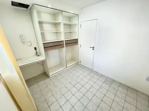 Depto Tipo Casa en Alquiler con 1 cocheras