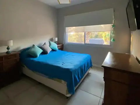 Depto Tipo Casa en Venta con 1 cocheras