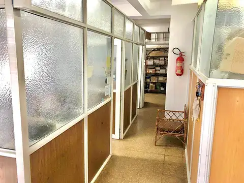 Local/Oficinas EN VENTA! 50.000 USD .- España y Hospitales