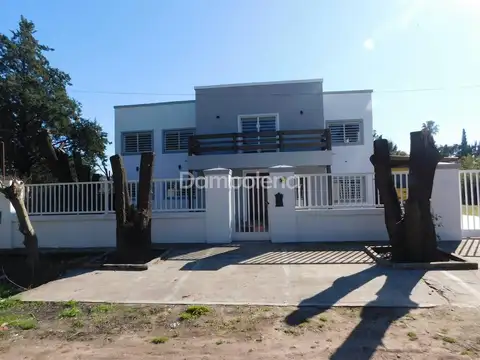 Casa  en Venta en Francisco Álvarez, Moreno