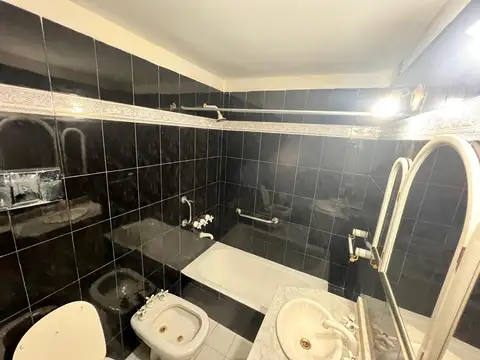 Departamento en Alquiler en Moron Sur, $ 490.000