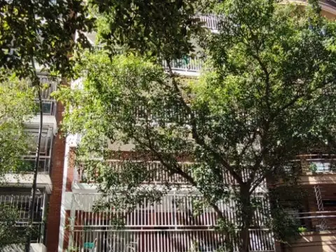 Doblas 400, Piso 3