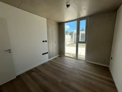 Casa en venta en barrio BRUK, Ringuelet