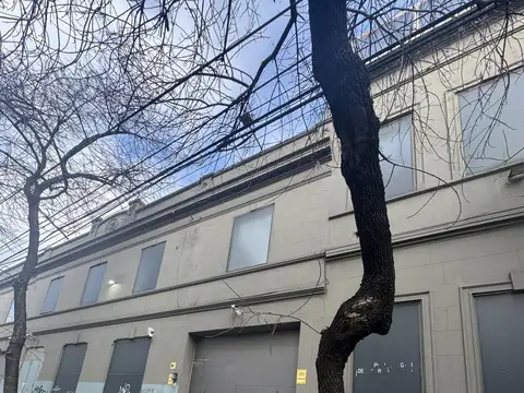 Galpón en Alquiler en Parque Patricios, CABA